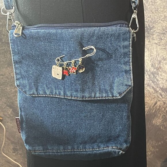 Mickey Minnie Mouse Lapel Pin Donald Duck Safety Pin Brooch Jewelry Accessories - Picture 9 of 11